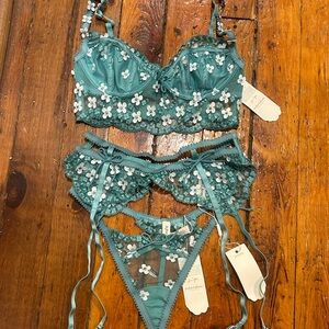 For Love and Lemons Lingerie Set Daisy Lace